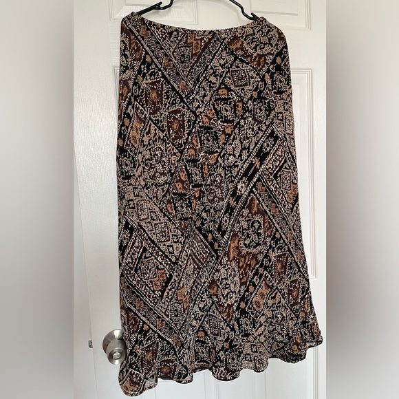 Kasper Boho Midi Skirt Size 8 – Brown & Black Geometric Print - Picture 5 of 5